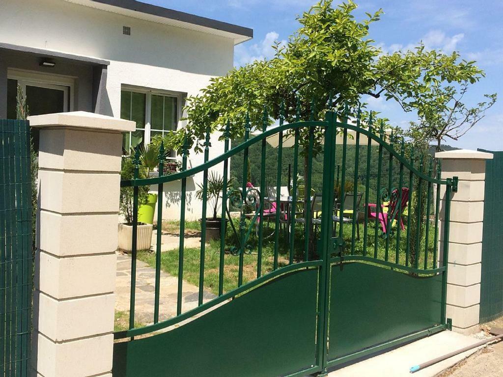 Villa Maison Blanche Tulle 1 A 4 Personnes 外观 照片